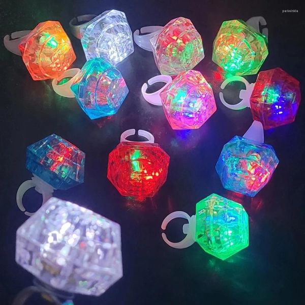 Decorazione per feste 96pcs LED lampeggiante Diamond Rings 3 Modie illuminate colorate Flash Finger Wedding Glow in The Dark Supply