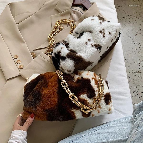 Bolsa 2024 Mulheres embream bolsas de inverno Bolsas de corrente de moda Trending Cow Padrão de peles de pêlo de pêlo de peles pequenas para feminino