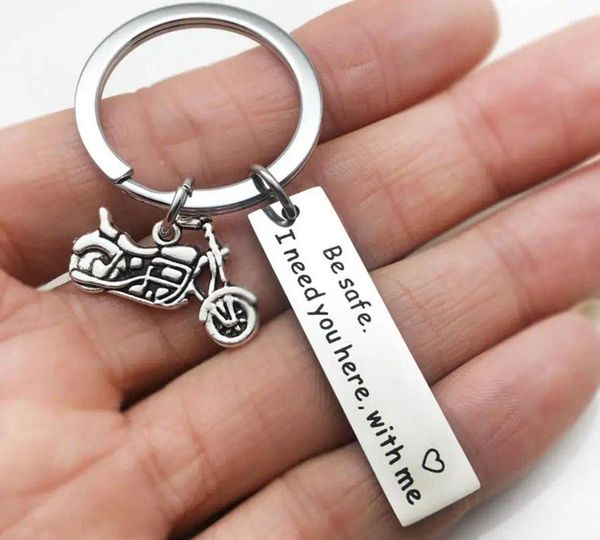 Safe Persion Drive Safe Bulechains Подвеска мне нужно здесь со мной, Keyring или Trucker Dad Муж парень 20шт/лот