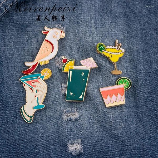 Broches Pino de esmalte para mulheres fofas de desenho animado Lemon Cup Parrot Beach Broche Broche Pins Lapel Jóias de Jóias de Natal Presente de Natal