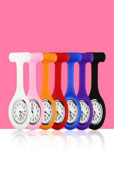 15 Farben Weihnachtsgeschenk Krankenschwester Medizinischer Uhr Silicon Clip Pocket Fashion Brosche FOB Tunika -Cover Doktor Silicon Quarz Uhren Wat8207344