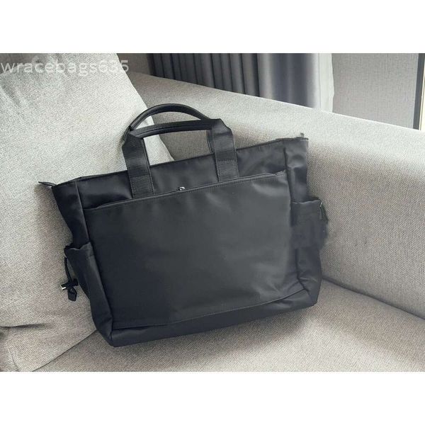 2024 Luxurys Designers Bags Borda Men Pacote de Negócios Hots Venda Laptop Bolsa de couro Bolsa de couro Mensageiro de alta capacidade Bolsas de ombro Versati