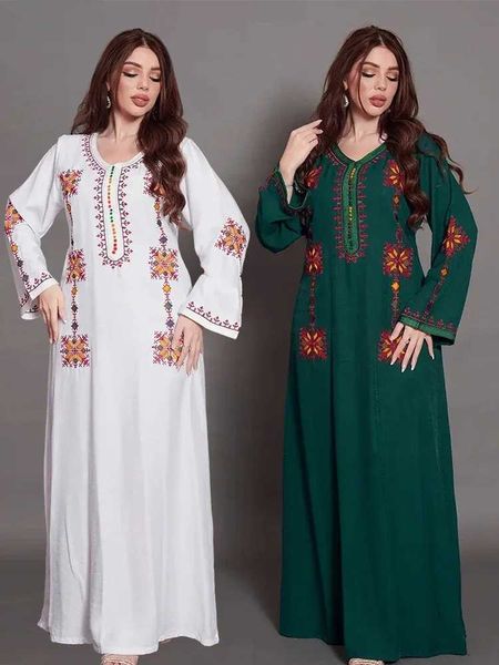 Ethnische Kleidung elegante Stickerei muslimische Kleidung für Frauen Jalabiya Abaya Ramadan Long Kleider Abayas Frau Kimono Robe marokkanischer Caftan Vestidos T240515
