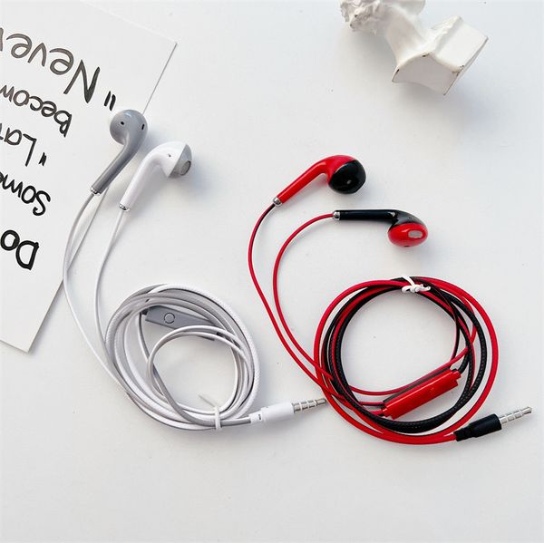 Coloful-In-Ear-Ohrhörer 3,5 mm Drahtohrhörer Earpods für iPhone 6 7 8 x 11 12 13 plus Pro Max SE und Samsung Telefone Stereo-Kopfhörer-Mikrofon-Headset PP-Paket