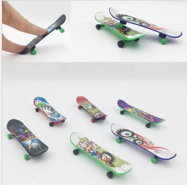 Mini -Finger -Skateboards Skate kreative Fingerspitze Unti glatte Plastik -Fingerbrettspielzeug für Kinder Kinder DC520 ZZ