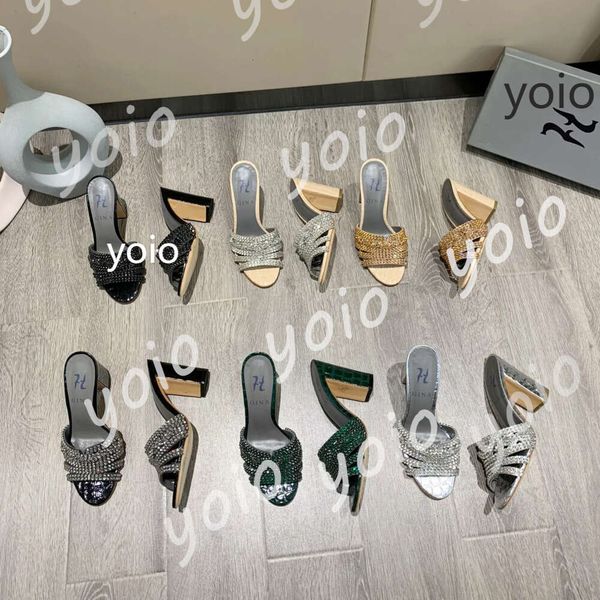 Brandneue Frauen Slipper Sandalenschuhe Gina Ladies Flats Heels Sandalenschuhe mit Diamond hohe Qualität yoio