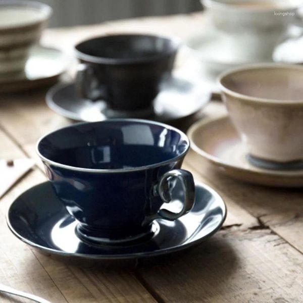 Tazze da caffè in ceramica europea set casalinga piatto da regalo per la coppia all'ingrosso di tè al pomeriggio di lusso