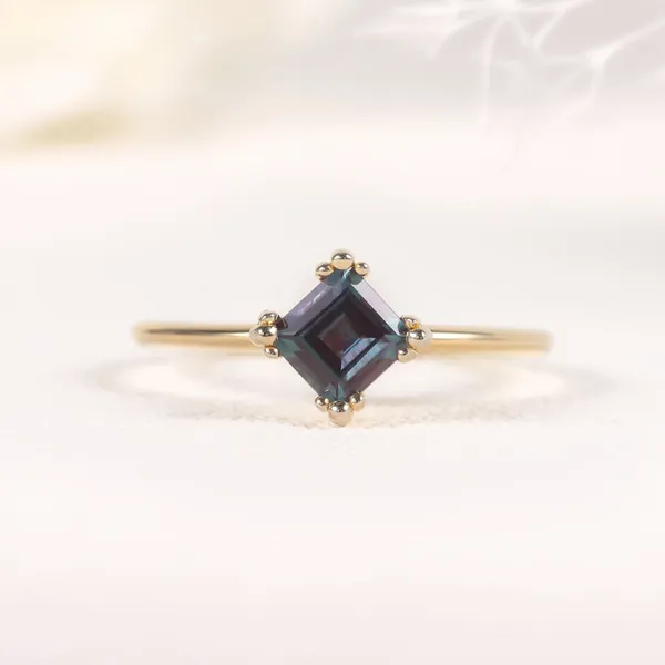 Clusterringe Gems Ballett 18K Gold plattiert 925 Sterling Silber Prinzessin Cut 5x5mm Farbwechsel Labor Alexandrite Engagement Ring June