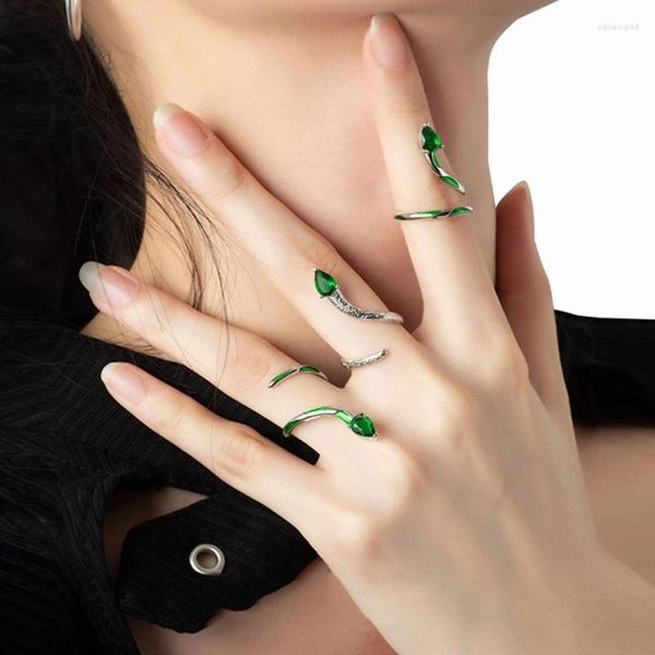 Anelli di cluster l'anello gocciolante a forma di serpente avvolgente su dito del vento freddo smalto di smalto Bracciale verde Snake Green Girl Index