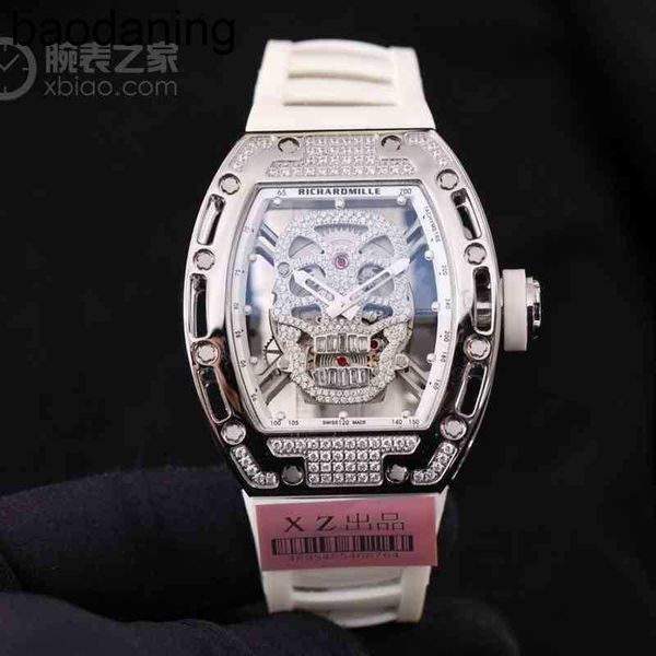 Swiss ZF Factory Luxury Watch Mens Date Watchs Orologio da polso Full Diamond orologio con Skull Skull Case Dial Top Ten Brands Cavalca Meccanica