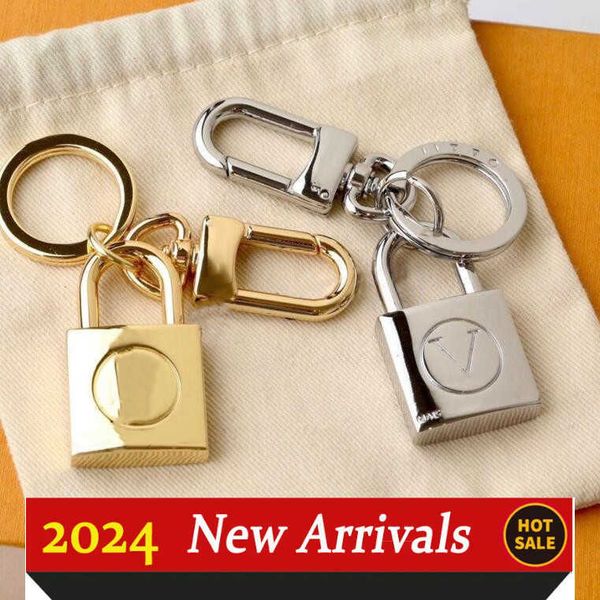 Top Grad Gold Sier Keyring Designer Gold Lock Keychain Männer Frauen Auto Schlüsselkette Mode süße Liebhaber Schlüsselanhänger mit Geschenkbox Louiselies Vittonlies Tbn4 L9ka