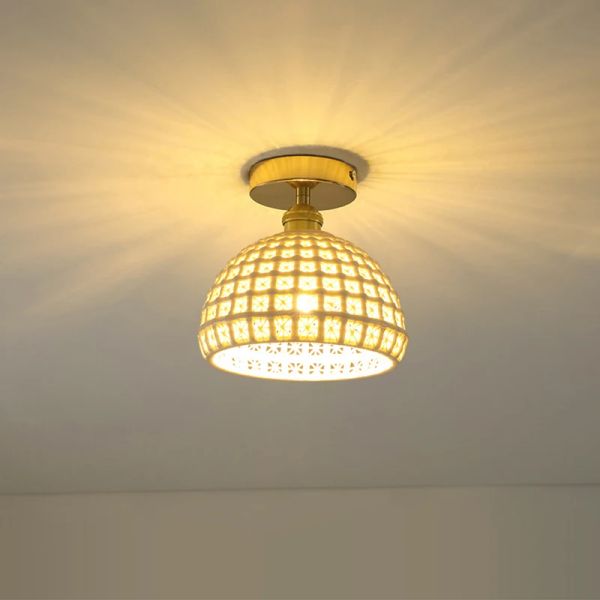 Современная подвесная потолочная лампа со стеклянным оттенком для кухонного прохода балконы спальня домашнее искусство деко -деко Светодиодные потолочные светильники E27