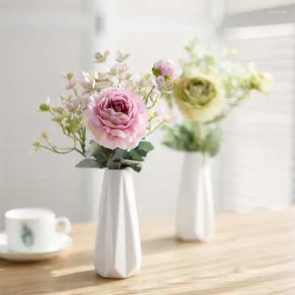 Dekorative Blumen High -End -Anpassung farbenfrohe Hortensie Hybrid Pfingstrouze frisch und schicker Blumentisch Home Dekoration mit Vase