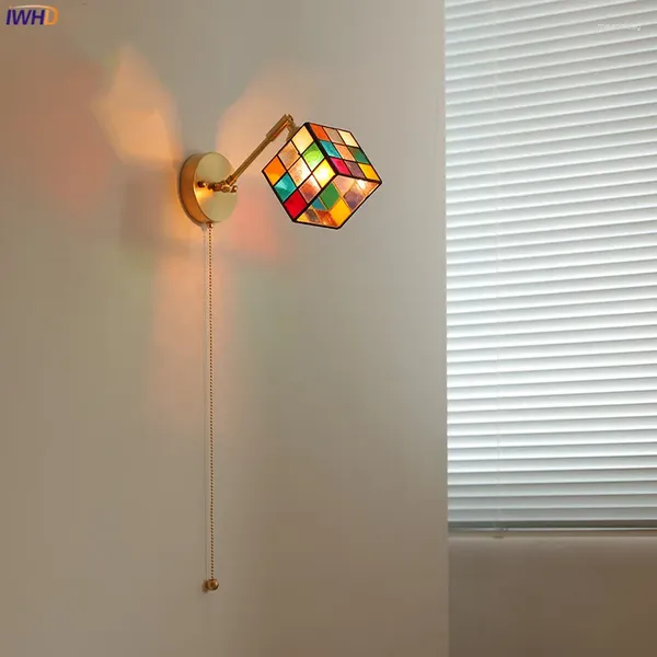 Wandlampe iwhd quadratische farbenfrohe Glas LED SCHLACK Kettenschalter Kupferarm Verstellbares Schlafzimmer Badezimmerspiegel Treppe Leuchte