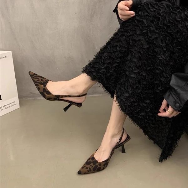 Обувь женщина тренд заостренный леопардовый принт летний высокий каблук