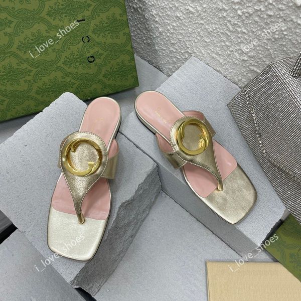 Летние новые шлепанцы шлиппы искусство винтажное стиль женские плоские сандалии дома на открытом воздухе кожаные тапочки в стиле бутик Классический дизайнер Правильный логотип