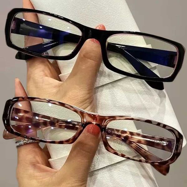 Occhiali da sole giapponese coreane piccoli occhiali quadrati da donna retrò occhiali da occhio chiaro leggera occhiali blu blu bloccanti occhiali Q240527