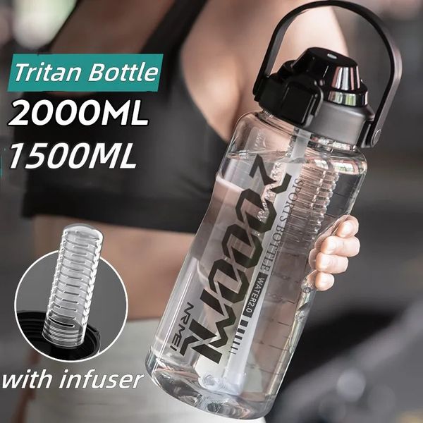Wasserflasche 2 Liter Tritan Plastik tragbares Kapazität Wasserflaschen mit Strohfrüchten Infuser Sport Fitnessstudio School DR 240530