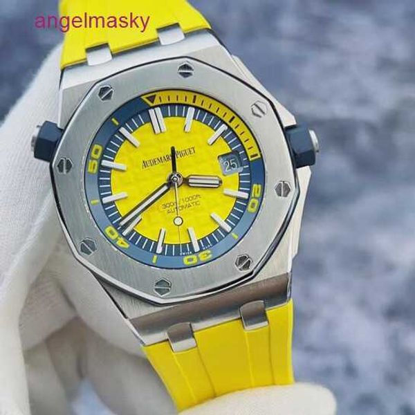 Orologio da polso AP personalizzato Royal Oak serie 15710ST raro giallo limone e blu abbinato a un orologio meccanico automatico in acciaio di precisione da 300 metri per immersione profonda