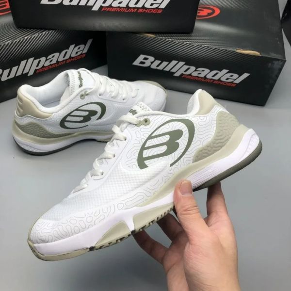 Badminton 2023 Vendita calda Donne da tavolo da scarpe da scarpe da scarpa da scarpe da scarpe da scarpe da busto scarpe sportive per interni anti -slip woman badminton