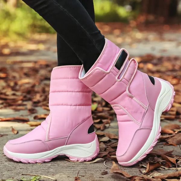 Stiefel 2023 Frauenstiefel Trend hohe Top -Baumwollschuhe mit Plüschisolierung Frauenschuhe Lange Röhrenschnee Stiefel Frauen dicke Soled -Stiefel