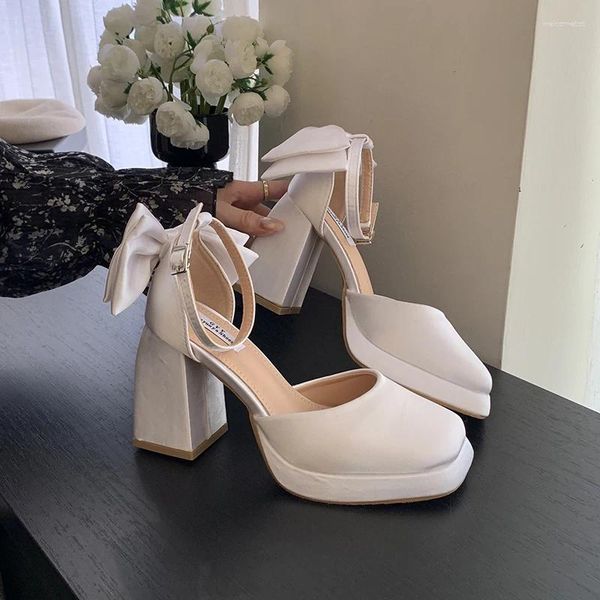 Scarpe eleganti Sandali da donna di marca Estate Sexy Tacchi alti spessi Piattaforma Nero Bianco Scarpe da sposa per feste Décolleté con fiocco in seta