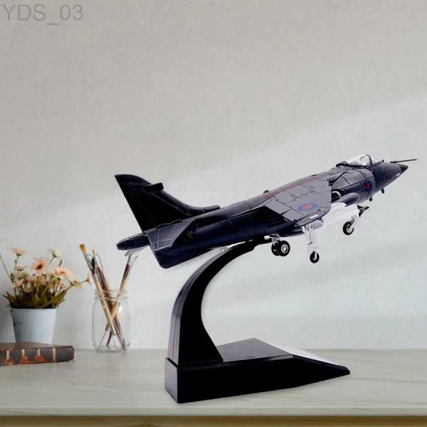 Modello di aereo 1/72 Pressofuso in lega Simulazione Jet Fighter Modello di aereo Aereo con supporto Display Collezione Home Decor per ragazzi Giocattolo Ornamento YQ240401