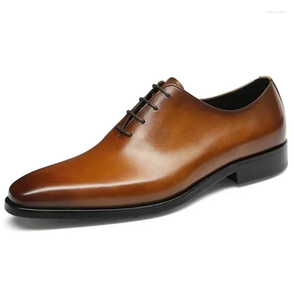 Scarpe eleganti Oxford di design classico italiano di alta qualità realizzate a mano in autentica pelle ufficiale da uomo originale