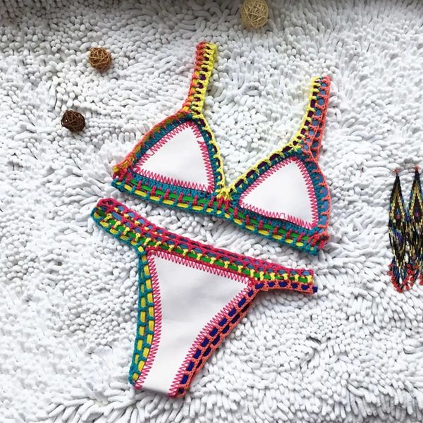 Bikini 2 pezzi / set costume da bagno colore brillante patchwork fatto a mano all'uncinetto costume da bagno donna per le vacanze al mare costumi da bagno estivi sexy 240321