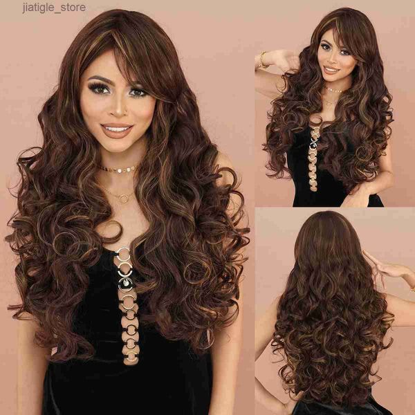 Perucas sintéticas NAMM RED BROWN WIG Long Curly Hair Wig para Mulher Diário Cosplay Natural Wigs Com Wig Y240401