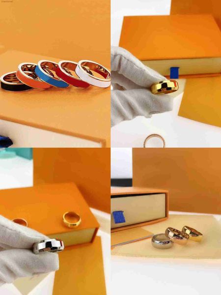 Anello di design per donna Nuovi anelli d'amore design gioielli classici in titanio per uomo e donna, anelli per coppie in stile moderno