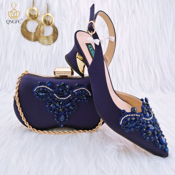 Pompe QSGFC New Navy punta tacchi di punta con abbellimenti di strass multicolore in varie forme da donna scarpe e borsa