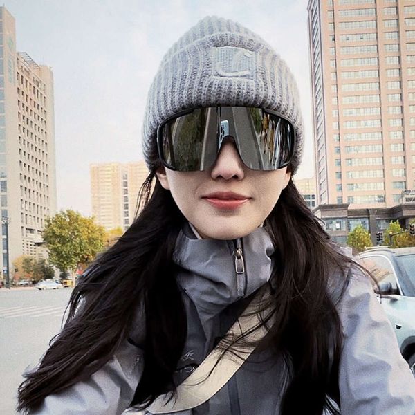 Lüks Tasarımcı Güneş Gözlüğü Moda Kadın Anti-Radyasyon Bisiklete Bisiklet Güneş Gözlüğü Açık Kayak Rüzgar Geçirmez Yürüyüş Dağ Spor Dağ Bisikleti Bisikleti Gözlükleri
