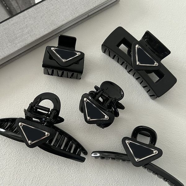 Hochwertige schwarze Haarspangen, Haarspangen, Designer-Marke, Metall-Haarspange, klassisches Dreieck, luxuriöse Buchstaben, Haarnadel, Damen-Geschenk, Haarschmuck, Haar-Accessoires