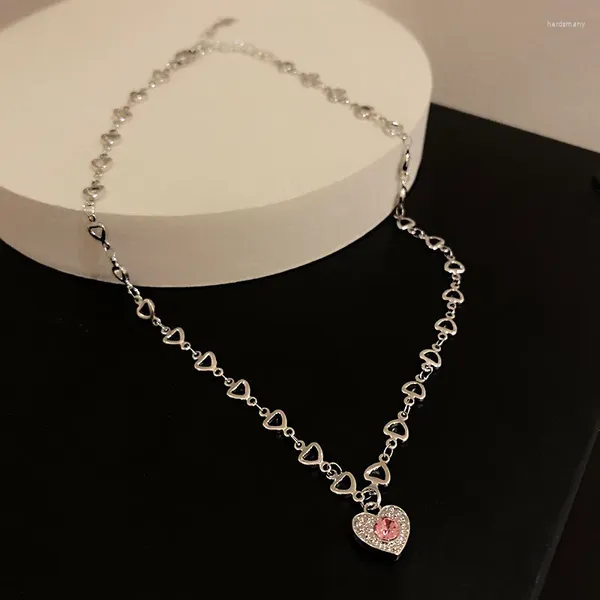 Collane con ciondolo Collana girocollo a cuore rosa color argento per ragazza Donna Amore Commercio all'ingrosso di gioielli al collo alla moda irregolare