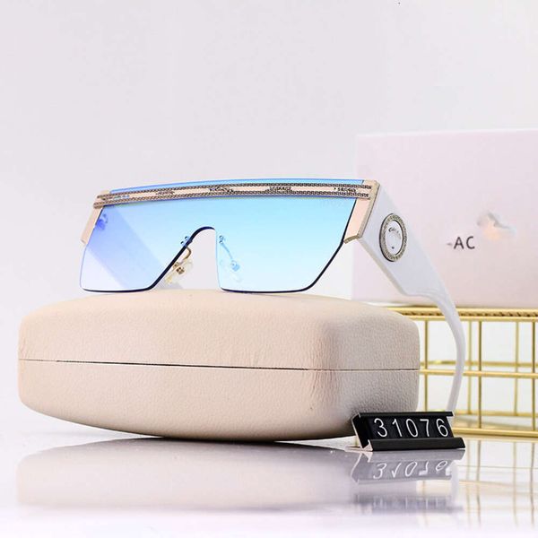 Occhiali da sole Designer retrò classici 411 occhiali da sole antiriflette UV400 occhiali casual per donne con scatola