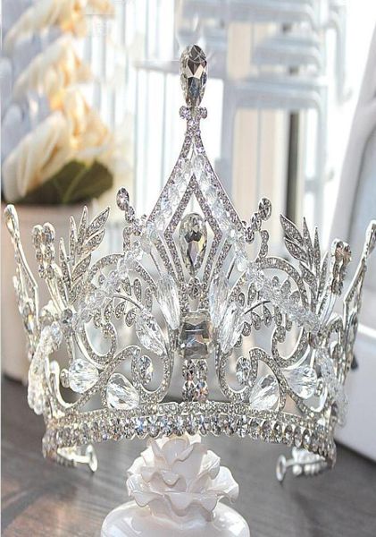 2019 Neueste Top-Qualität Brautkronen Bling Bling Kristalle Kopfschmuck Hochzeit Krone Braut Tiara Hochzeit Party Zubehör5459743