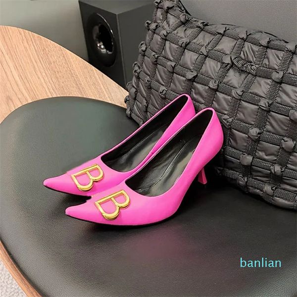 Kleid-Slingbacks, Pumps, Designer-Pumps mit spitzen Zehen, 8,5 cm, flexible Absätze, Damenschuhe, Slides auf goldenem Buchstaben, Schnalle vorne, luxuriöse goldene Hardware-Pumps