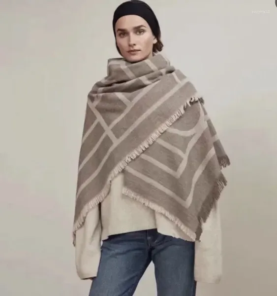 Coperte Nodic Tot Como Autunno Inverno Sciarpa di lana femminile Sciarpe di cashmere da donna Larghe reticoli Coperta avvolgente con scialle lungo