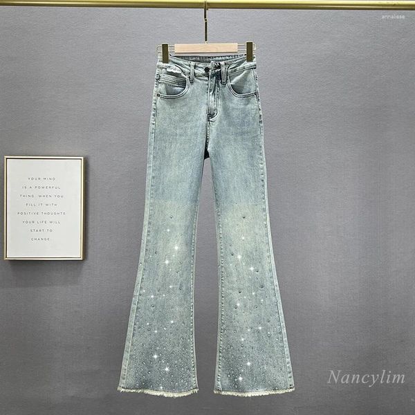 Damenjeans Europäische Mode Flare für Frauen Mopphose 2024 Frühling Hohe Taille Schlank Abnehmen Strass Bootleg Denim Hosen