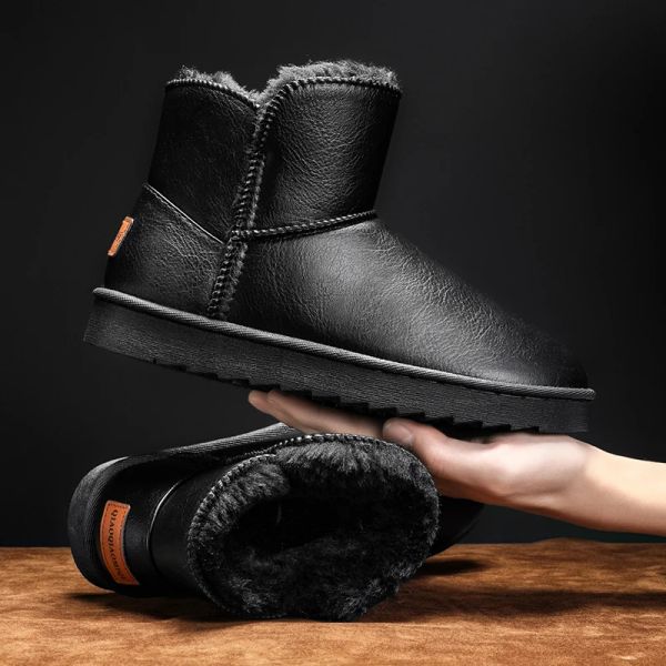 Botas para homens ao ar livre deslizam em sapatos de caminhada alta 2023 Allmatch Men Winter Pluxh Botas de neve masculino Novo chegada confortável Botas de neve confortáveis