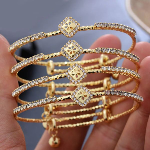 Armreifen 24k 4 teile/los Dubai Indische Gold Farbe Armreifen Für Frauen Mädchen Armband Arabisch/Äthiopischen Braut Mosaik Armreifen schmuck Geschenk