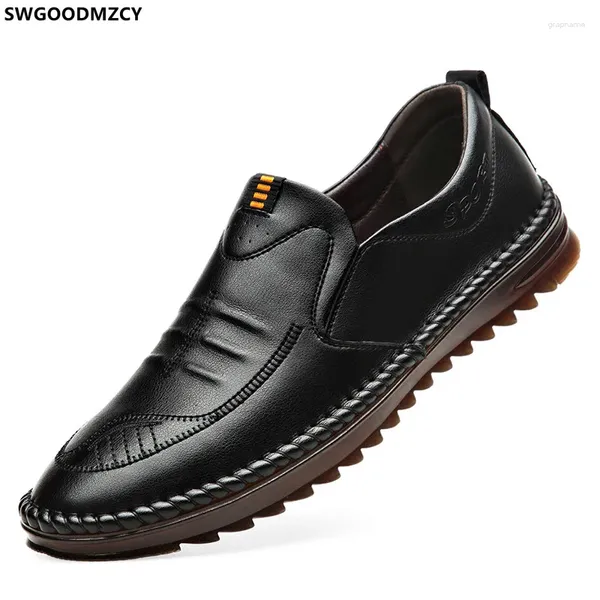 Scarpe casual Casuales Mocassini Uomo Slip On in pelle per ufficio 2024 Werkschoenen italiano