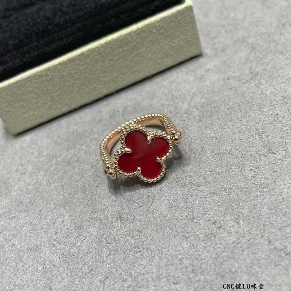 Designer Charme High Board Clover Double Suded Flower Red Age Laser Ring For Women 18K Gold Rose Ground com logotipo