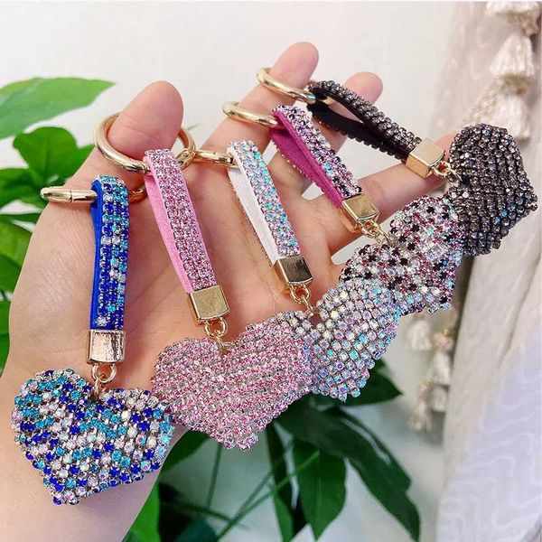 Chaveiros Lanyards Moda Couro Strap Strass Coração Bola Chaveiro Mulheres Menina Saco Encantos Pingente Trinket Adorável Carro Bonito Chaveiro Presente Llaveros J240330