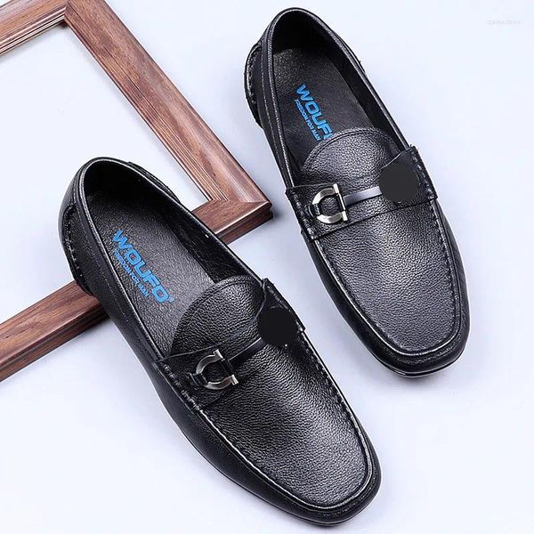 Freizeitschuhe Herren-Loafer-Set mit Füßen, runder Zehenbereich, weiches Leder, Einzel-Business-Stil, aus echtem Leder