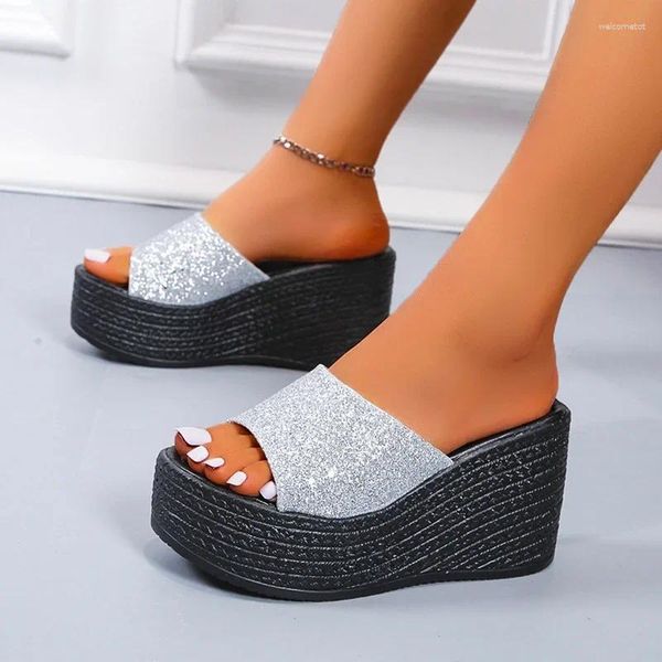 Terlik Moda Kadın Kama Sandaletleri 2024 Yaz Seksi Lüks Tatlı Yay Platform Ayakkabıları Bayanlar Yüksek topuklu Zapatos de Mujer