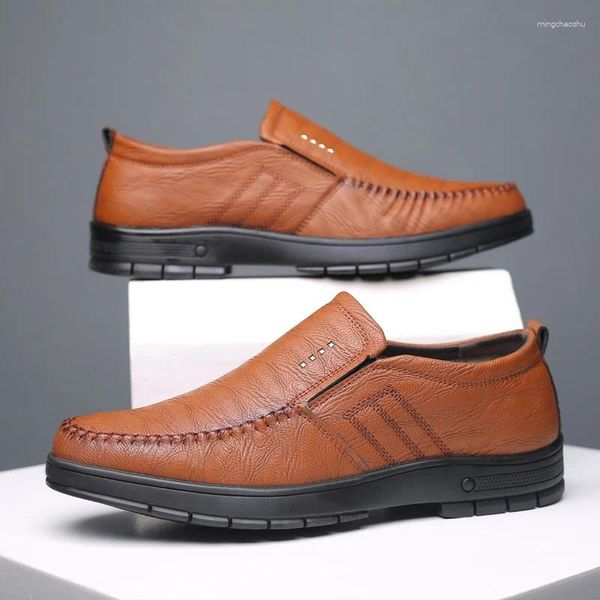 Scarpe casual Business Fashion Primavera e autunno Set piedi da uomo in pelle morbida papà Zapatillas Hombre