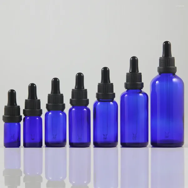 Vorratsflaschen Großhandel Blaue leere 50 ml tragbare Glasflasche für ätherische Öle mit schwarzem Tropfverschluss zum Verkauf