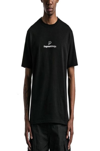 2021 Tokyo Shibuya marca MEDICOM toy x fragment design manga curta preto e branco camiseta4550652